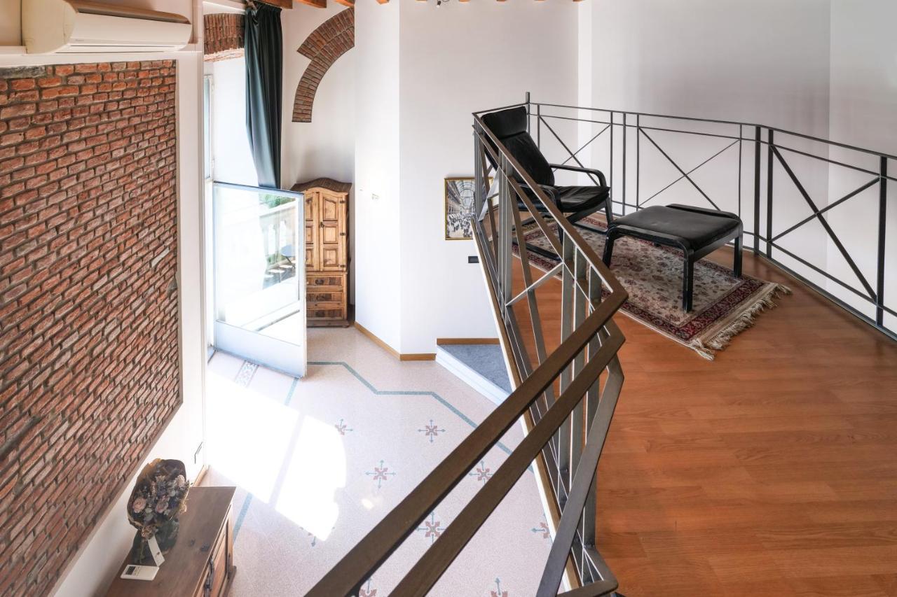 Duomo Cathedral View - Luxury Apartment Milan Luaran gambar
